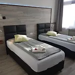 Bennetts Restaurant Und Отель Wittingen