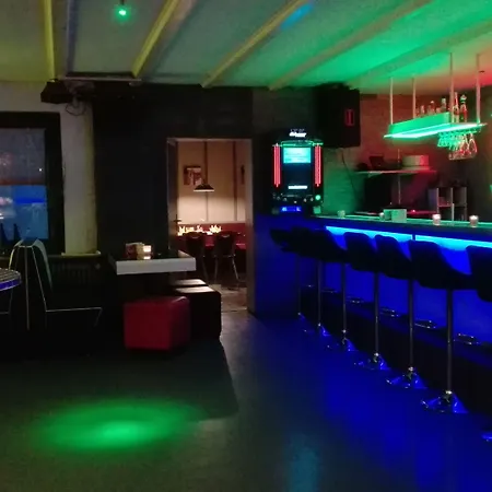 Bennetts Restaurant Und Отель