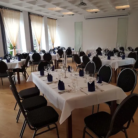 Hotell Bennetts Restaurant Und Wittingen