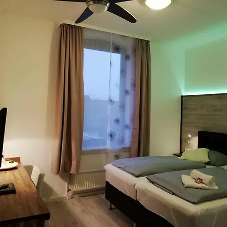 Bennetts Restaurant Und Hotell 3*