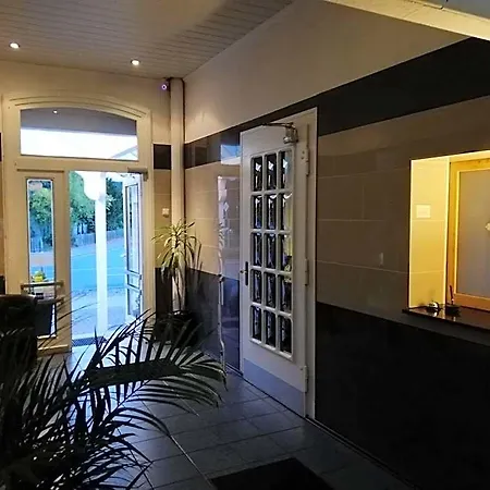 Hotel Bennetts Restaurant Und 3*