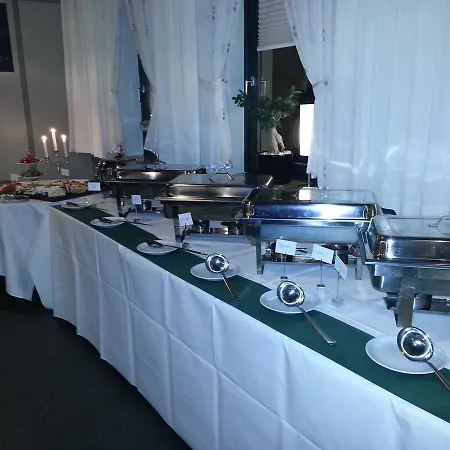 Bennetts Restaurant Und 3*