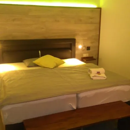 Hotell Bennetts Restaurant Und